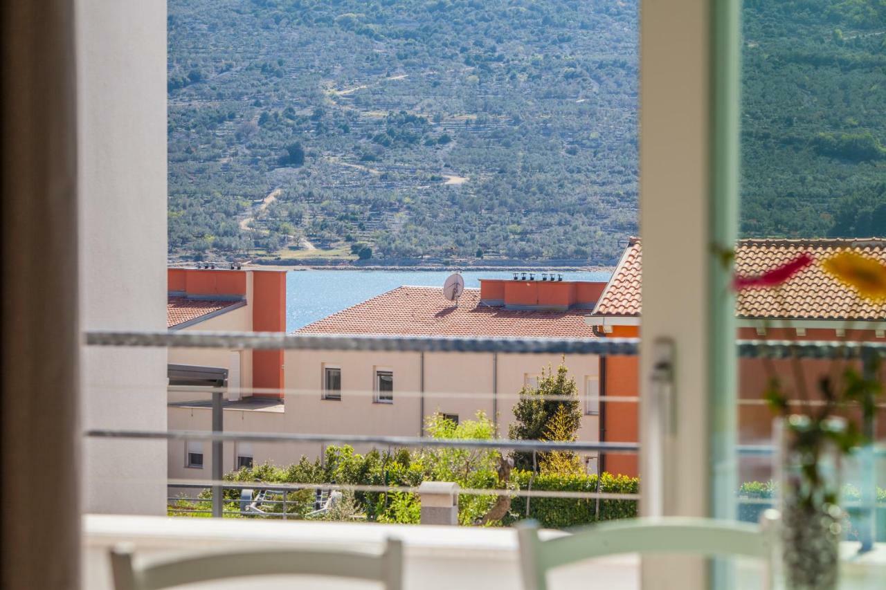 Apartment D Cres Exteriér fotografie